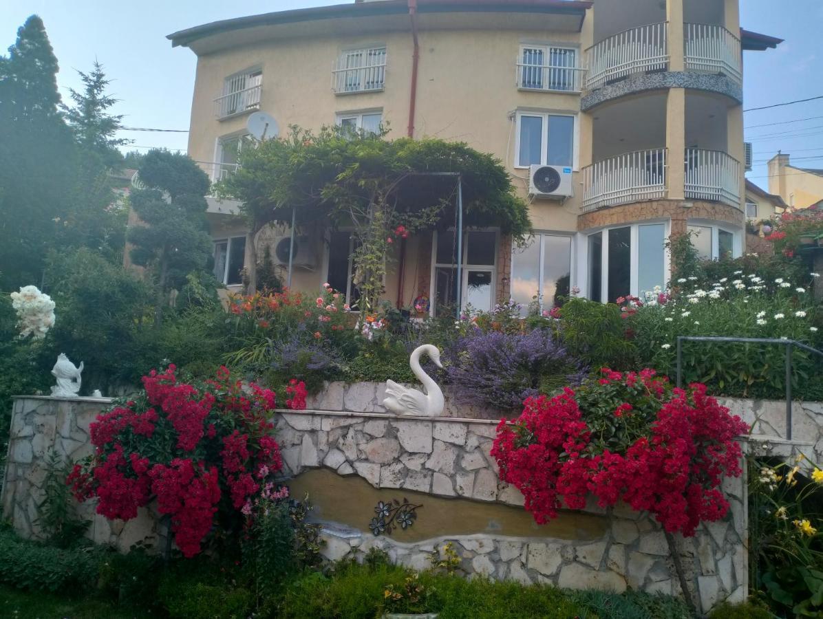 Guest House בנקיה מראה חיצוני תמונה